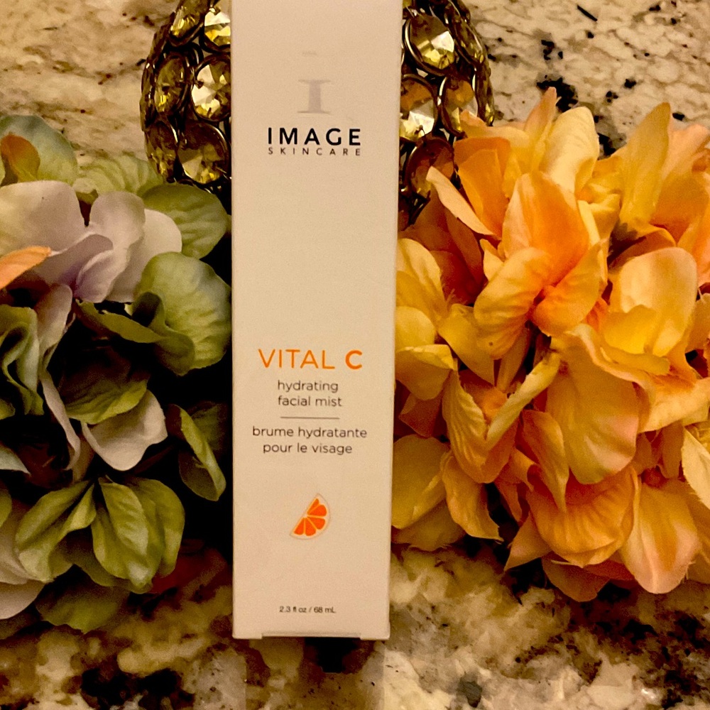 IMAGE SKINCARE VITAL C 
hydrating facial mist 2.3 oz